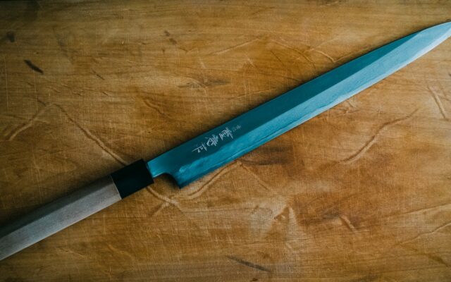 gray stainless steel knife